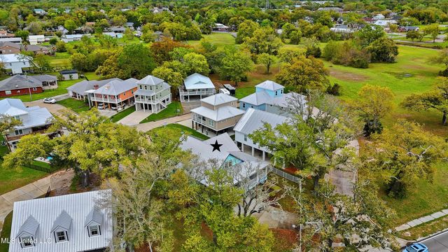 242 W Beach Boulevard, Long Beach, MS 39560
