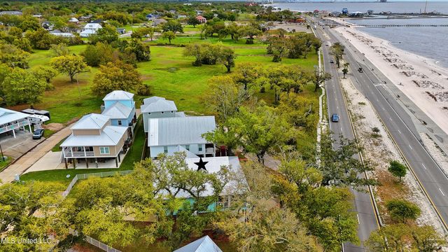 242 W Beach Boulevard, Long Beach, MS 39560