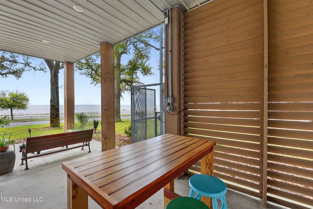 242 W Beach Boulevard, Long Beach, MS 39560