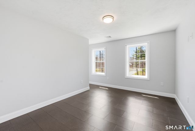 38 Madison Avenue, Thompson, CT 06277