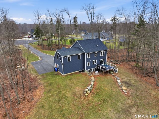 38 Madison Avenue, Thompson, CT 06277