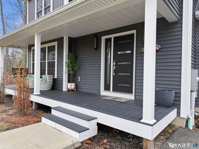 38 Madison Avenue, Thompson, CT 06277