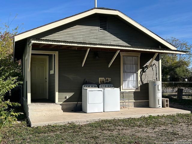 829 PROBANDT, San Antonio, TX 78204