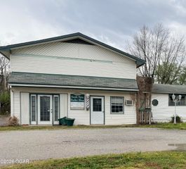 2204/2206 S Main Street, Galena, KS 66739