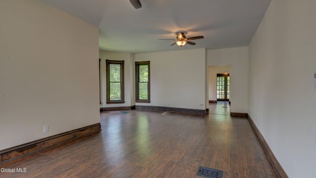 200 Fon Clair Street, Johnstown, NY 12095