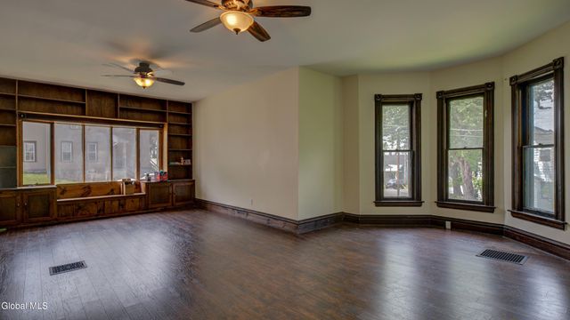 200 Fon Clair Street, Johnstown, NY 12095