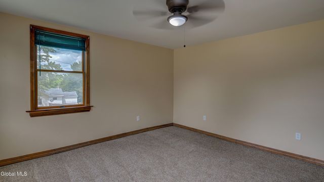 200 Fon Clair Street, Johnstown, NY 12095