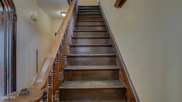 200 Fon Clair Street, Johnstown, NY 12095
