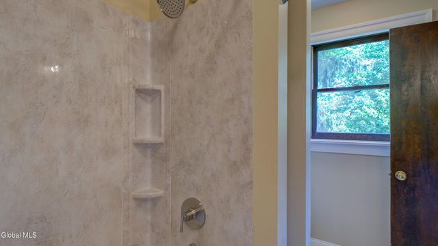 200 Fon Clair Street, Johnstown, NY 12095