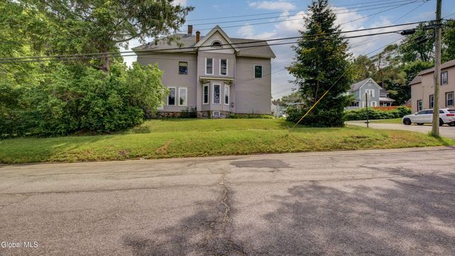200 Fon Clair Street, Johnstown, NY 12095