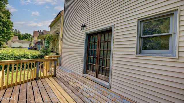 200 Fon Clair Street, Johnstown, NY 12095