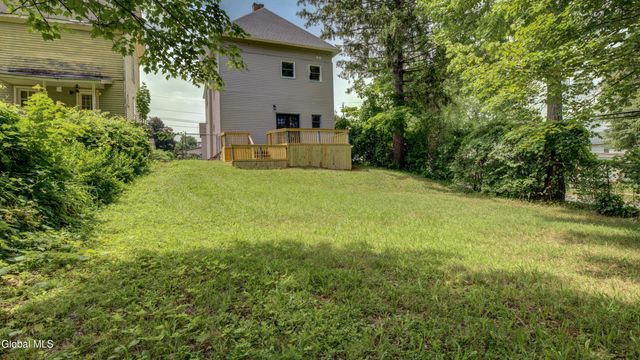 200 Fon Clair Street, Johnstown, NY 12095
