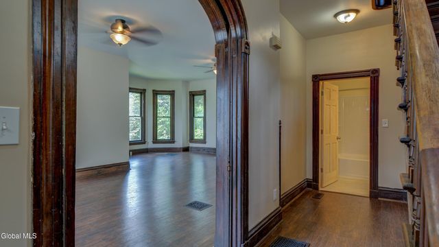 200 Fon Clair Street, Johnstown, NY 12095