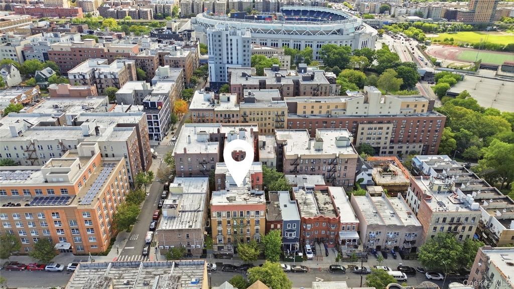 924 summit Avenue 3B, Bronx, NY 10452 — exterior