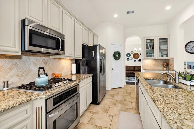 14105 Sun Notch Drive, Conroe, TX 77384