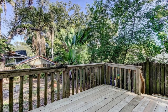 1004 E CRENSHAW STREET, Tampa, FL 33604