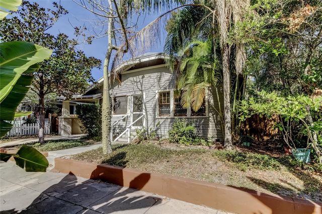 1004 E CRENSHAW STREET, Tampa, FL 33604