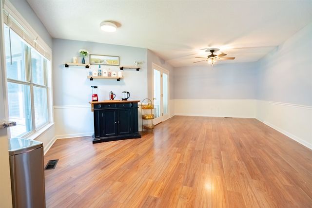 521 16th Ave. N, Surfside Beach, SC 29575