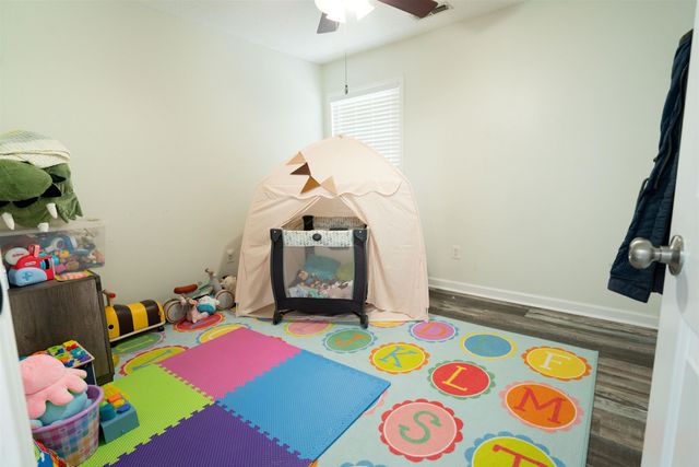 521 16th Ave. N, Surfside Beach, SC 29575