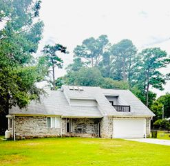 521 16th Ave. N, Surfside Beach, SC 29575