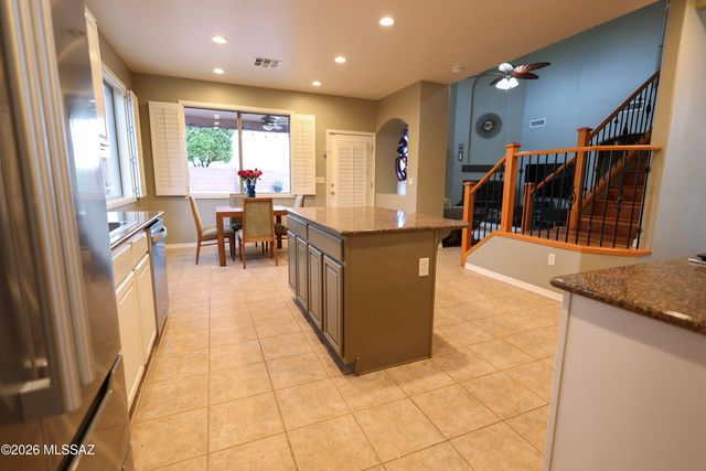 5148 N Louis River Way, Tucson, AZ 85718