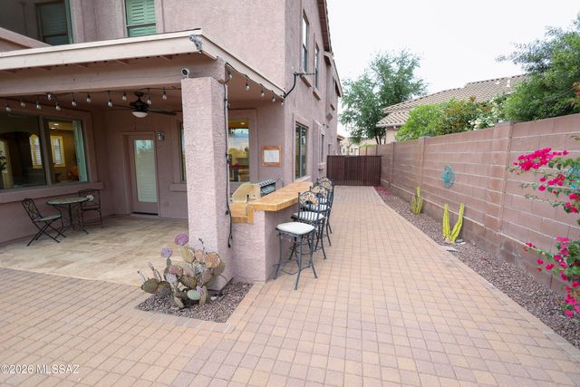5148 N Louis River Way, Tucson, AZ 85718