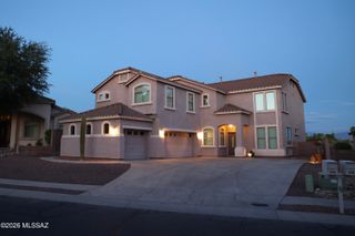 5148 N Louis River Way, Tucson, AZ 85718