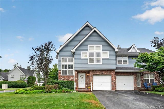 41-43 Broadlawn Drive, Central Islip, NY 11722