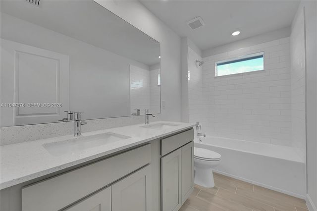 19560 Whispering Creek Rd 19560, Loxahatchee, FL 33470