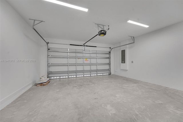 19560 Whispering Creek Rd 19560, Loxahatchee, FL 33470