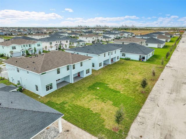 19560 Whispering Creek Rd 19560, Loxahatchee, FL 33470