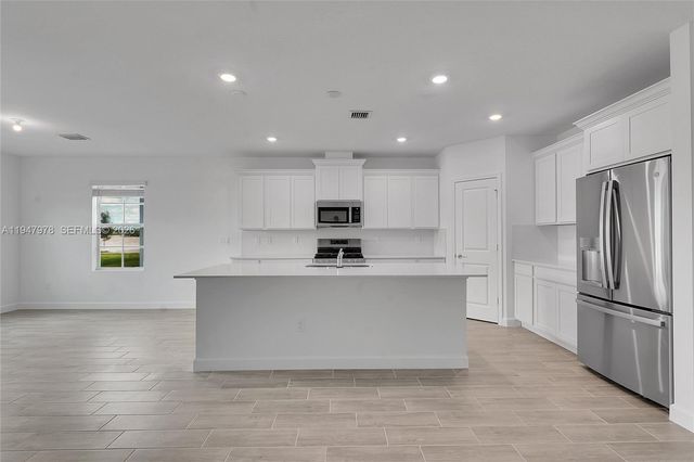 19560 Whispering Creek Rd 19560, Loxahatchee, FL 33470