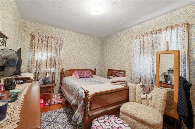 11628 E 38th Terrace S, Independence, MO 64052