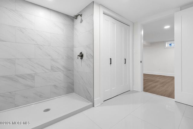 23 Trafford Street, Shrewsbury Boro, NJ 07702