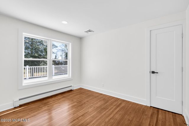 23 Trafford Street, Shrewsbury Boro, NJ 07702