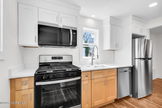 23 Trafford Street, Shrewsbury Boro, NJ 07702