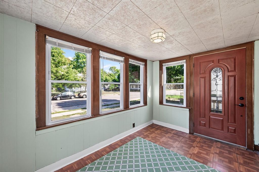 4807 Bryant Avenue N, Minneapolis, MN 55430 — photo 5