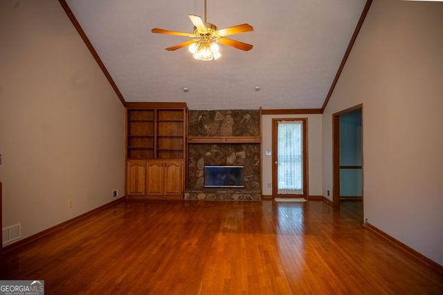 125 Emerald Drive, Mcdonough, GA 30253