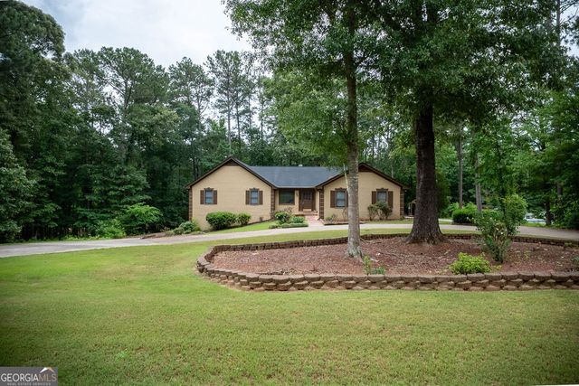 125 Emerald Drive, Mcdonough, GA 30253