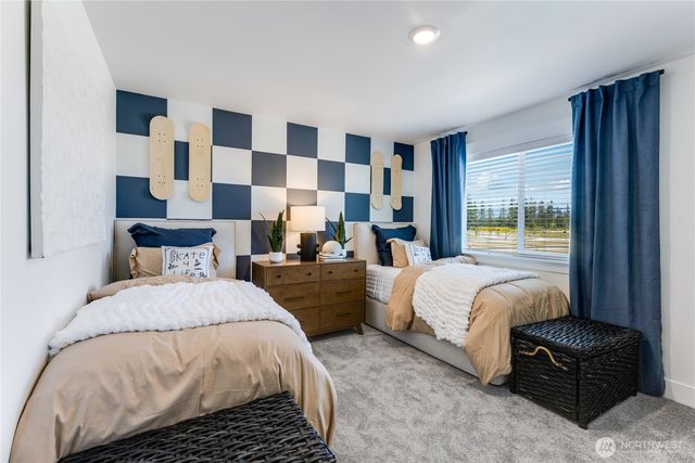 32159 SE Grand Avenue SE, Black Diamond, WA 98010
