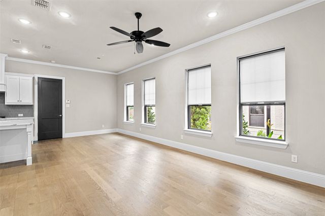 307 Sunset Lane 101, Fort Worth, TX 76114