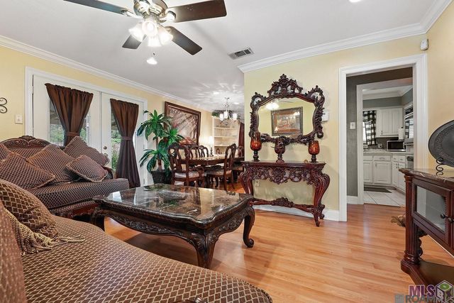 626 Bluebell St, Port Allen, LA 70767