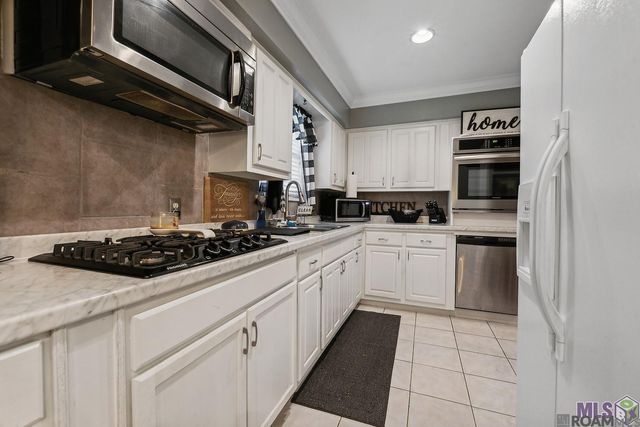 626 Bluebell St, Port Allen, LA 70767