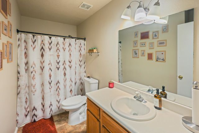 2300 Cosmos Drive SW, Albuquerque, NM 87121