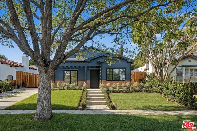 1823 S Shenandoah Street, Los Angeles, CA 90035
