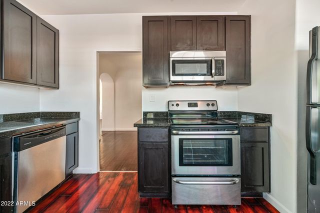 3949 E Earll Drive Apt 14, Phoenix, AZ 85018