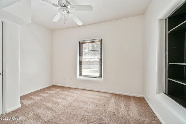 3949 E Earll Drive Apt 14, Phoenix, AZ 85018
