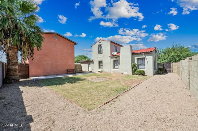 3949 E Earll Drive Apt 14, Phoenix, AZ 85018