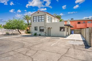 3949 E Earll Drive Apt 14, Phoenix, AZ 85018
