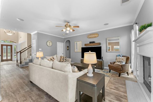 1615 Noble Pointe Drive, Spring, TX 77379